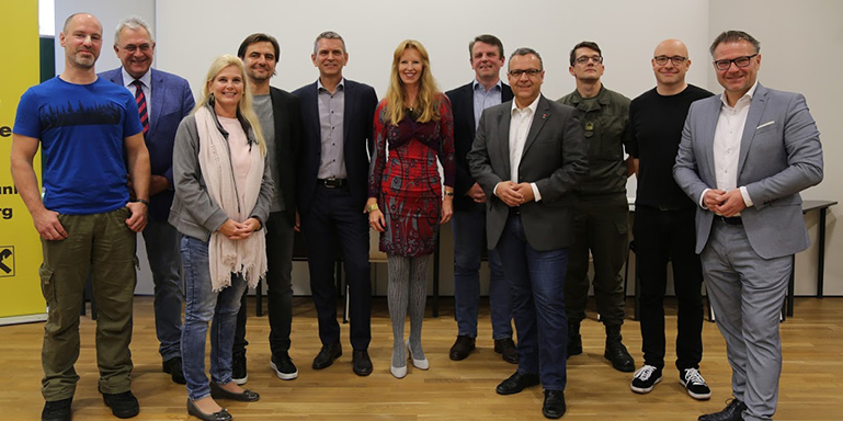 Nachdem ich lngere Zeit als Gastmoderator bei Radio Korneuburg ber Aktuelles in der Medizin und Krntner Tradition berichtete, habe ich Speed Dating | R@dio Korneuburg